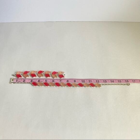 Vintage Pink Lucite Moonglow Leaf Necklace & Bracelet Set Silver Tone 60s Retro - Picture 14 of 14